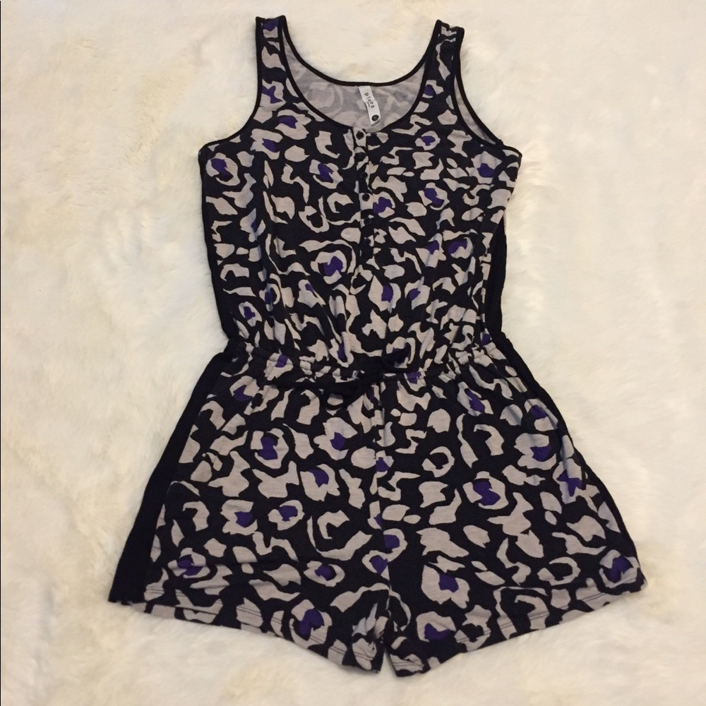 Super fun romper by Kensie!